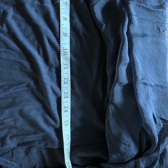 Froccella made in italy silk blend navy cape size medium - Picture 8 of 8